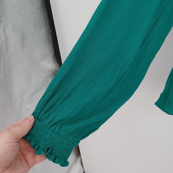 Torrid Emerald Green Long Sleeve Blouse - Picture 4 of 6